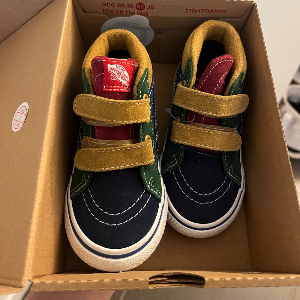 NWT Toddler Van High-Tops